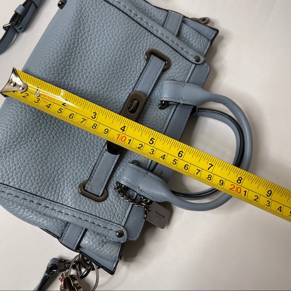 RARE COLOR!! COACH Swagger 21 Carryall Sat… - Picture 16 of 16